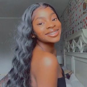 Meet your Posher, Talisha